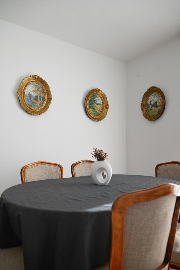 Apartment Ariana *